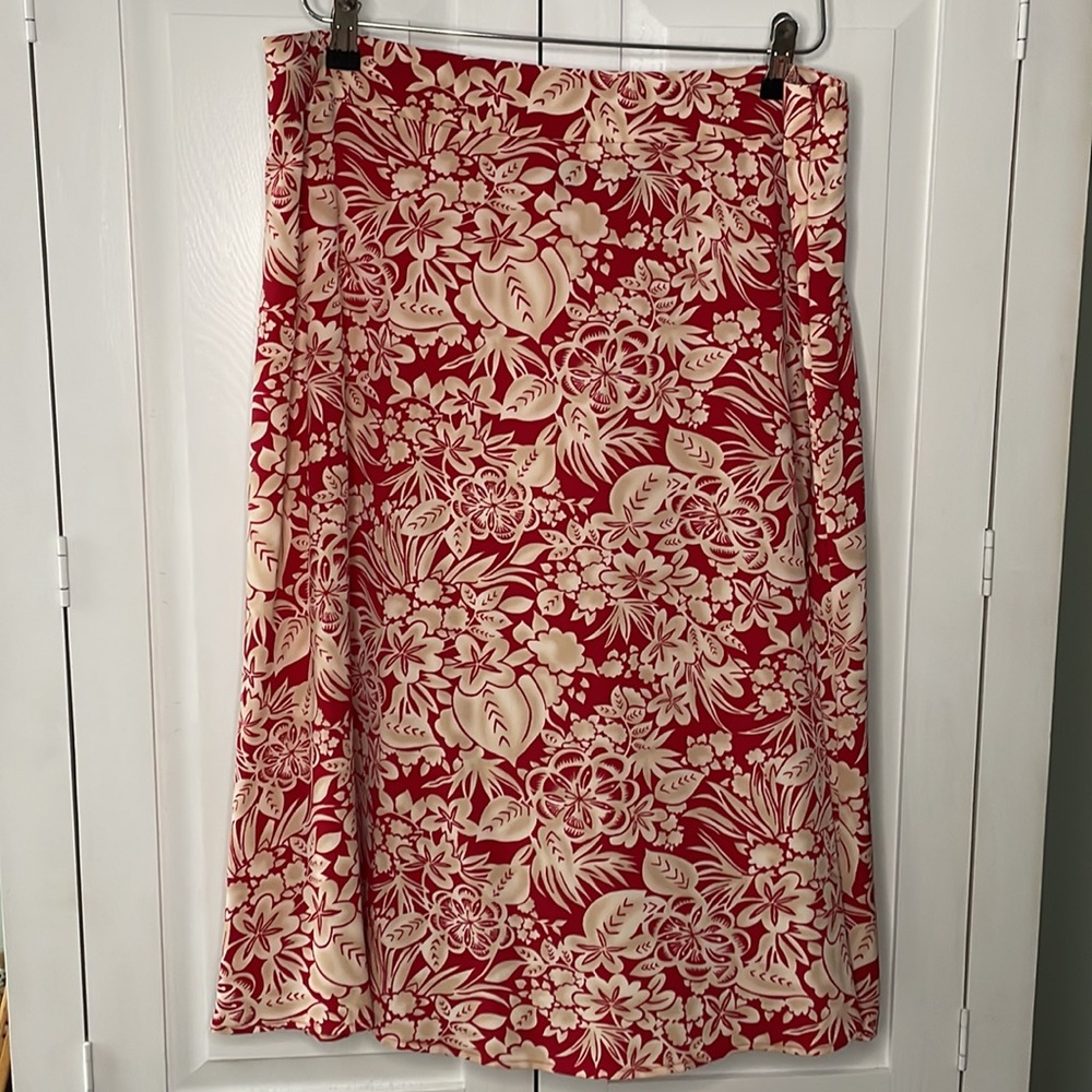 Sag Harbor Red and Cream Midi Skirt 14